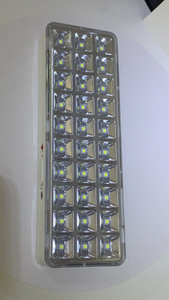مصباح تخييم متعدد الأغراض قابل لإعادة الشحن ليد بطارية ليثيوم للطوارئ